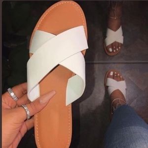 Dahlia Sandal